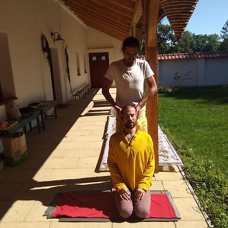 Yogashrama Traditional Ústí nad Orlicí Zewnętrze zdjęcie